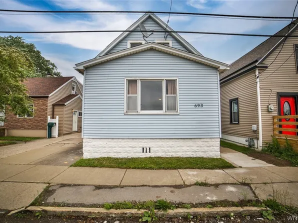693 S Ogden St, Buffalo, NY 14206