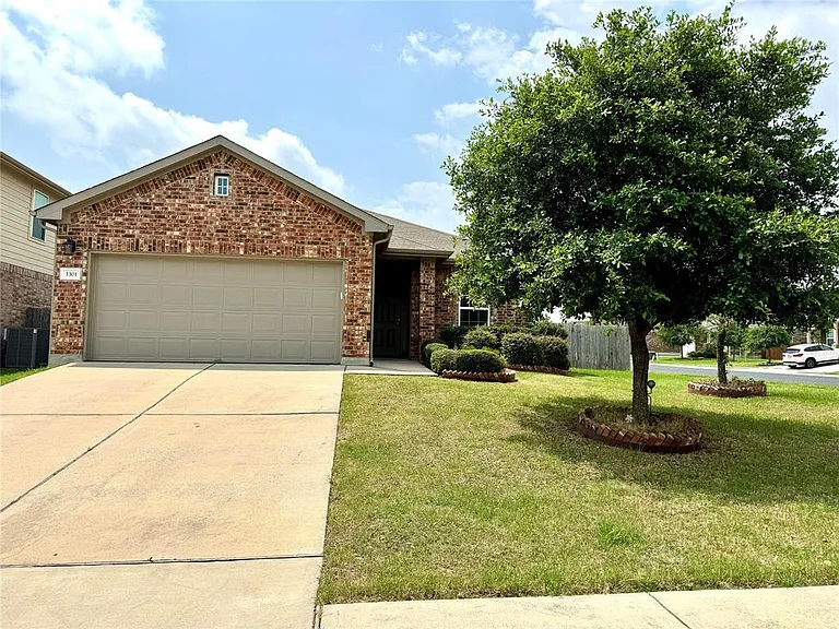 3301 Stirrat St — Photo 1