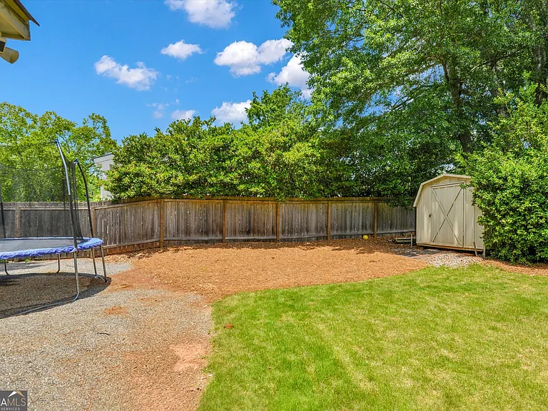643 Etowah Dr NE — Photo 46