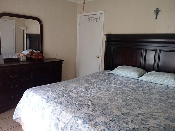 2nd image of 107 W Mars Ln APT 1