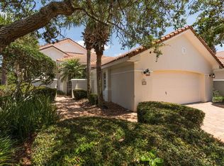 5 Marbella Ct, Palm Coast, FL 32137