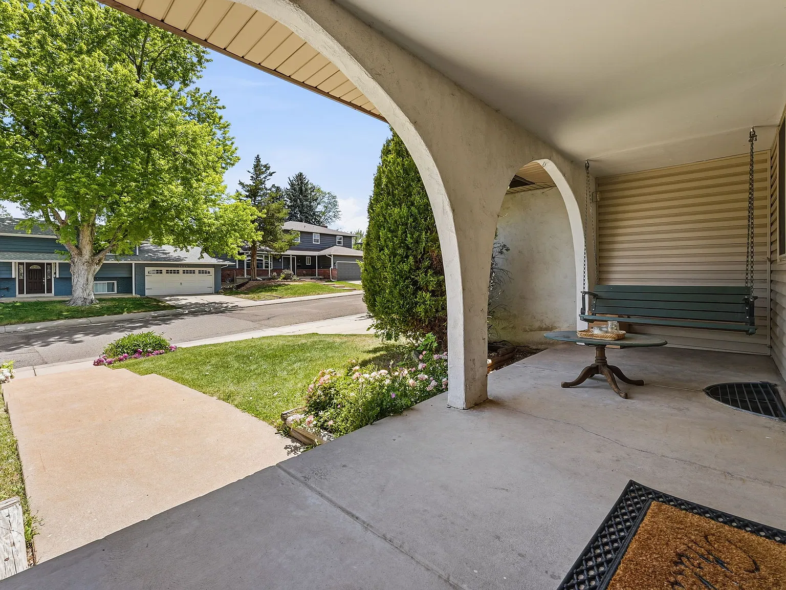 4 bed, 2775 sqft, $3,500 — Photo 3