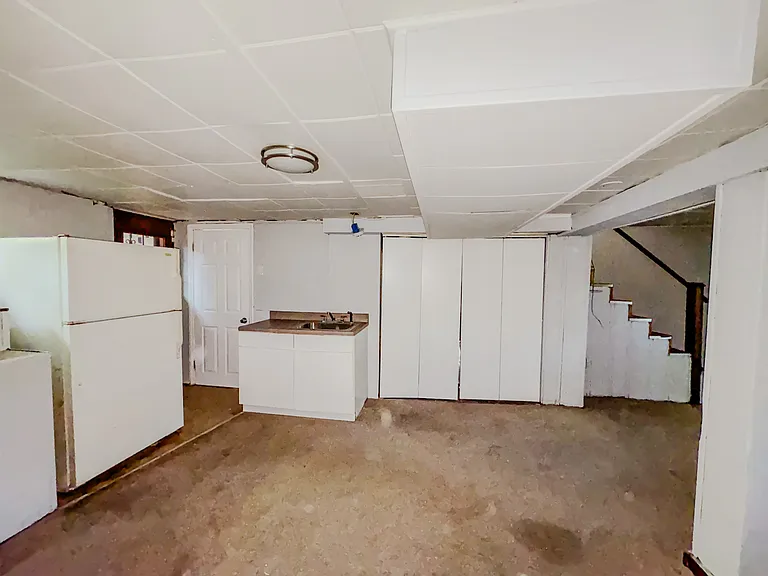 1031 E Lake Ave — Photo 17