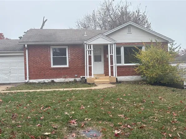 2032 Stillwater Dr, Saint Louis, MO 63114