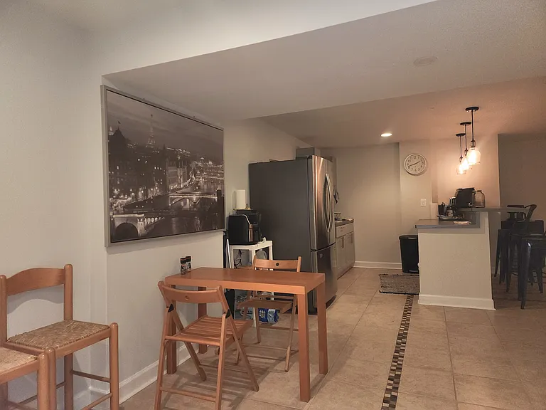 Columbia Pike — Photo 15