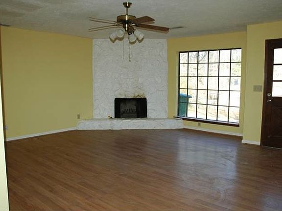 Family Room / Fireplace