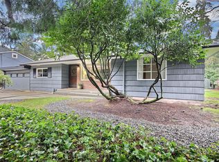 1632 SW 170th St, Normandy Park, WA 98166