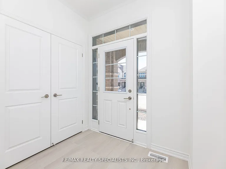 1479 Savoline Blvd — Photo 2