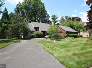 1810 Whitebriar Rd, Southampton, PA 18966