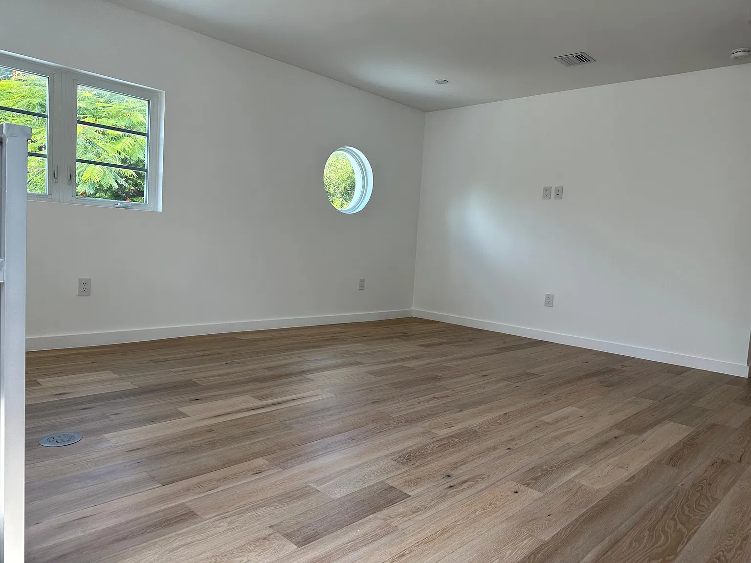 2 bed, 1250 sqft, $3,650 — Photo 4