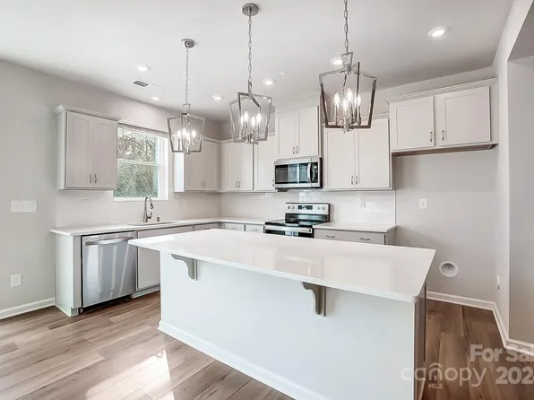 2235 Hedgecliff Rd #4, Kannapolis, NC 28083