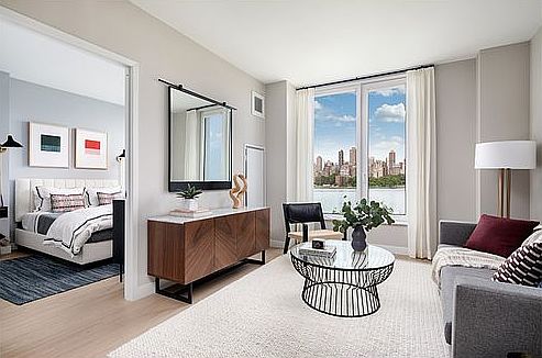 3rd image of 30-77 Vernon Blvd Penthouse 706E