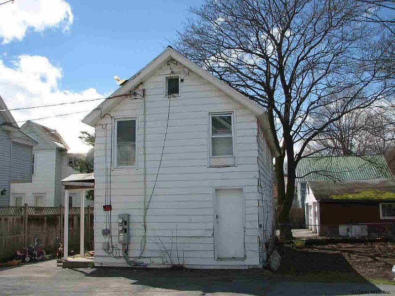 5th image of 116 Bay