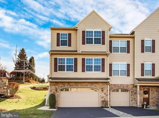 300 Weatherstone Dr, New Cumberland, PA 17070