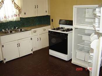 3rd image of 441 Clarendon St