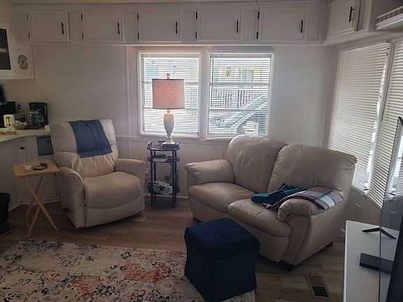 4th image of 2508 Bosun Ln