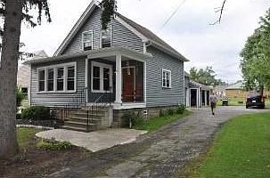 3rd image of 62 Orchard Pl