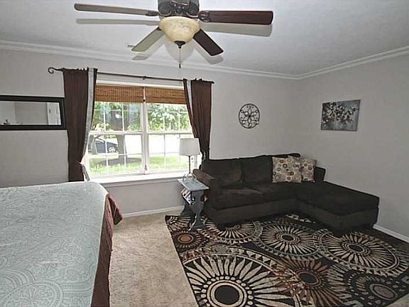 2nd image of 5248 Pine Hill Dr