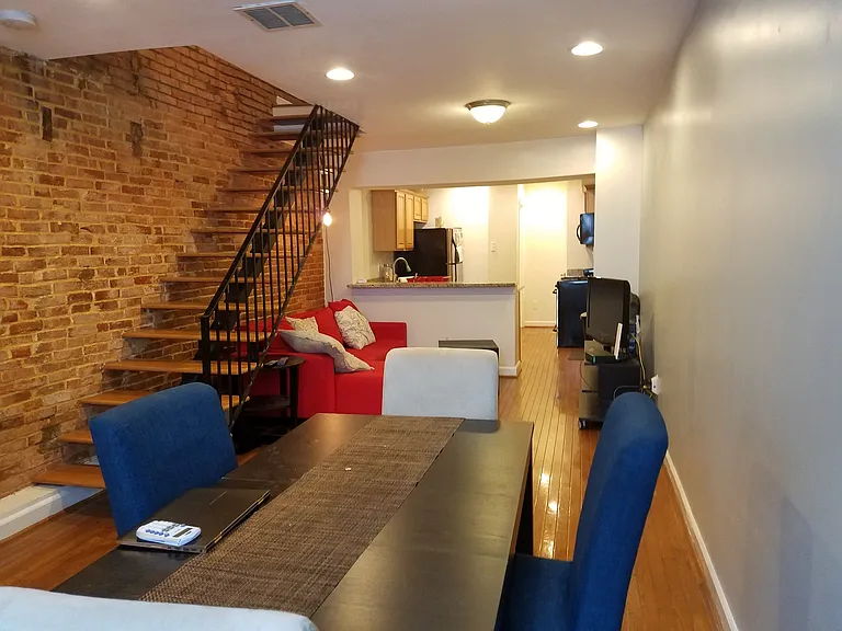 2216 Portugal St — Photo 3