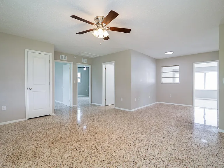 6203 Rodgers Ave — Photo 5