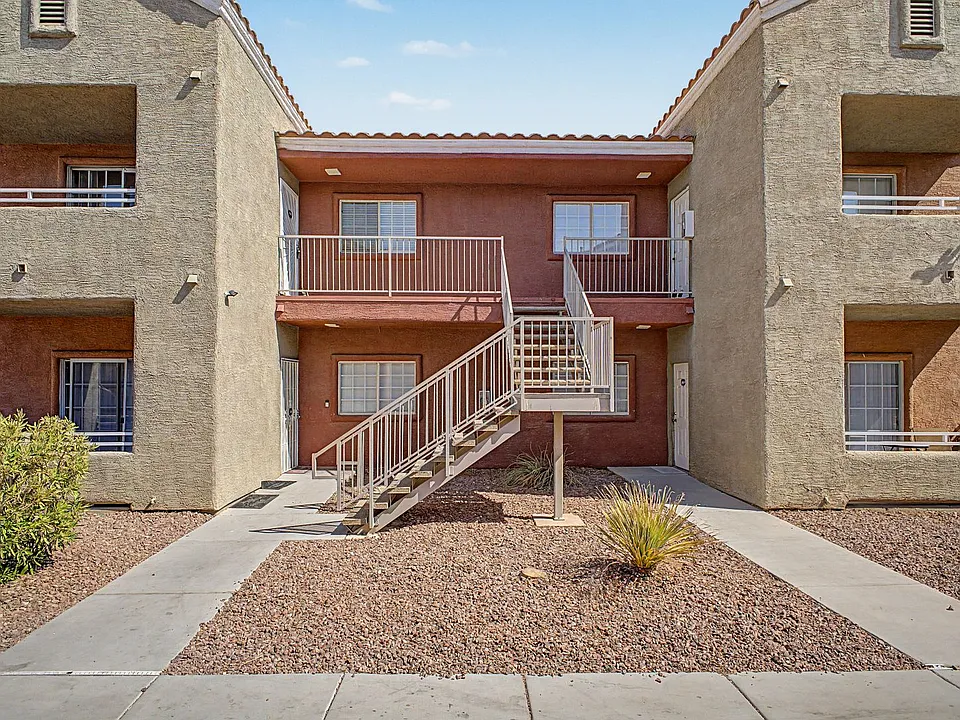 4730 E Craig Rd #5