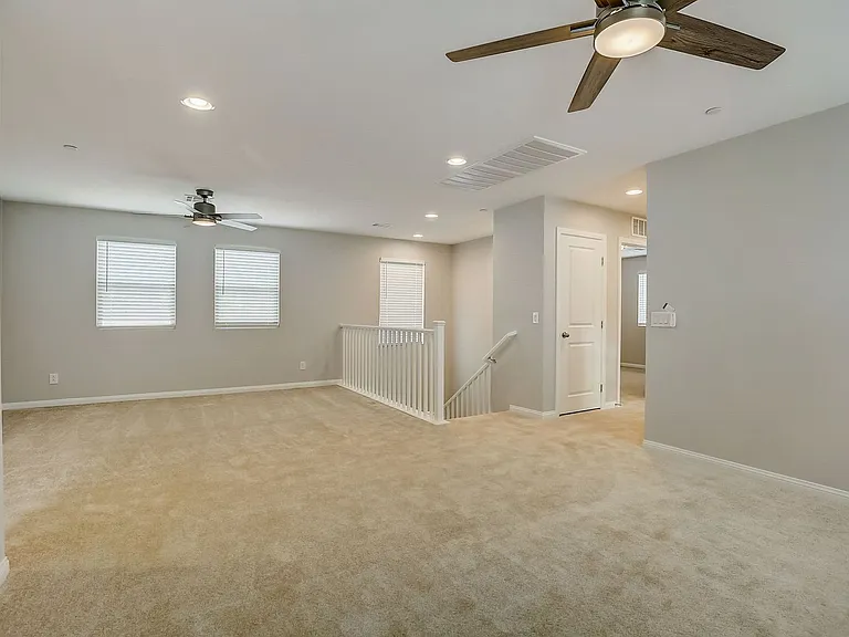 10643 Enridge Ave — Photo 25