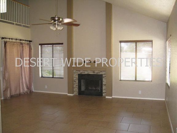 3rd image of 4426 E Amberwood Dr