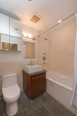 Rented by Keller Williams NYC | media 17