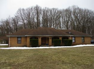 505 Coats Rd, Lake Orion, MI 48362