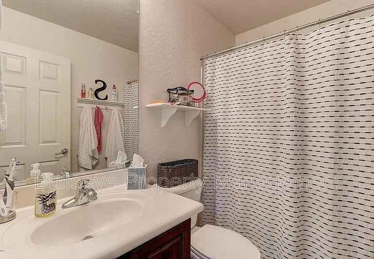 15042 N 142nd Ln — Photo 23