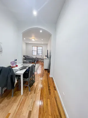 Rented by Urban Real Estate Inc | media 27