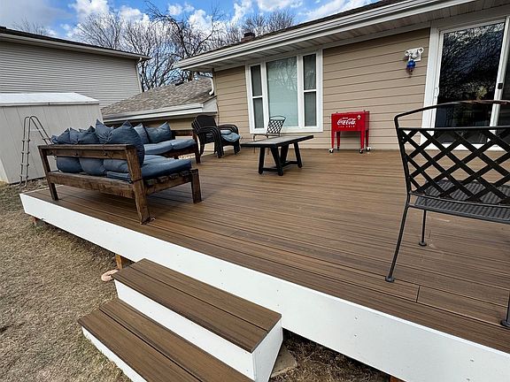 3rd image of 3025 Kensington Ct