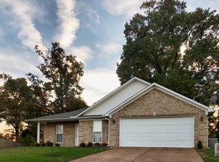 157 Kensington Cv, Medina, TN 38355