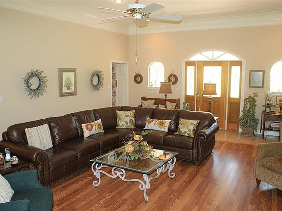 4th image of 359 County Road 417