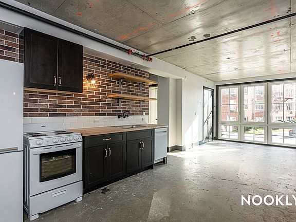 3rd image of 639 Foster Ave #201