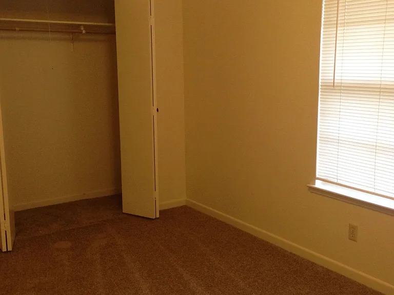 302 S Bridge St #302 — Photo 6