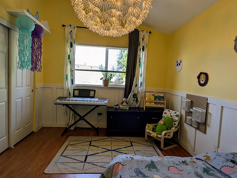 bedroom2