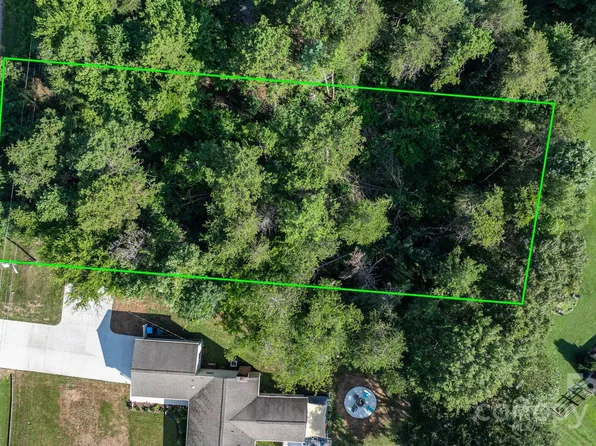 4650 33rd Street Dr NE, Hickory, NC 28601