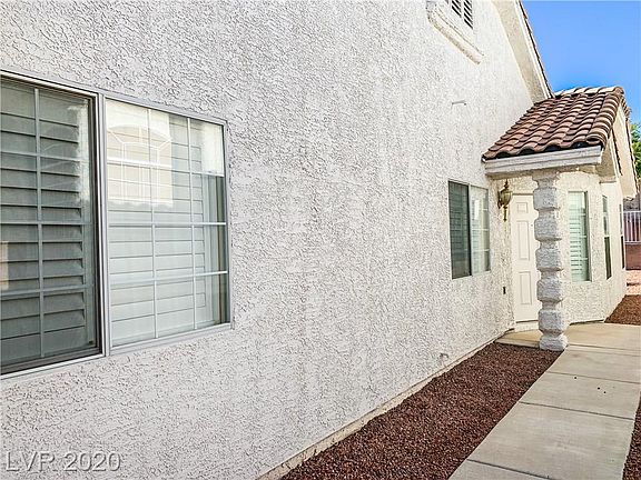 3rd image of 3785 Tohono Canyon St