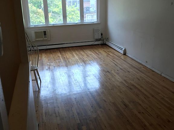 4th image of 1277 Royce St Floor 2