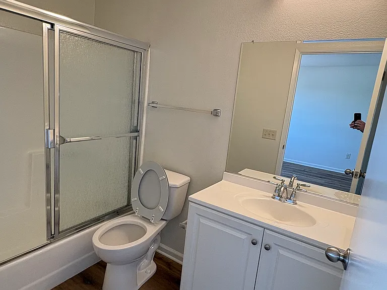 7627 Laurel Cyn Blvd — Photo 11