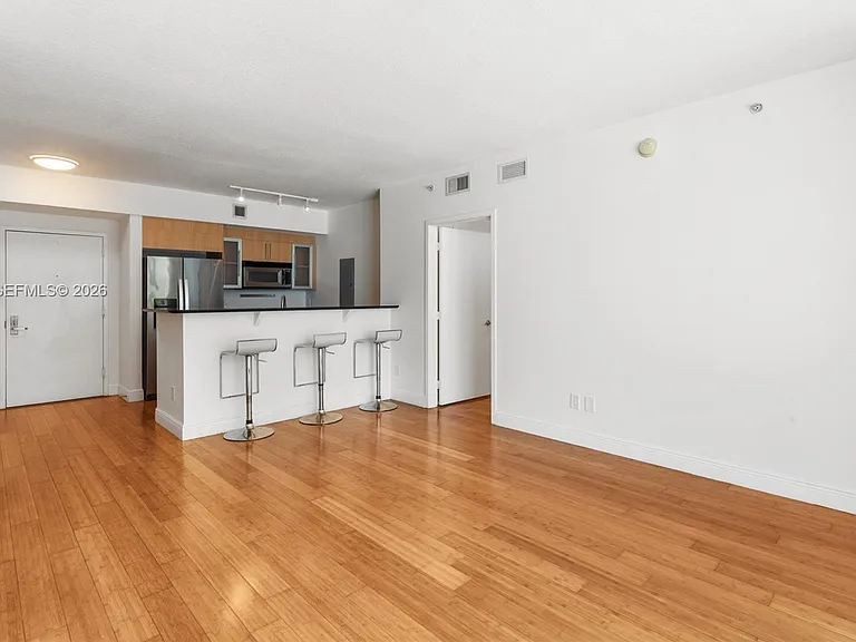 335 S Biscayne Blvd #908 — Photo 14