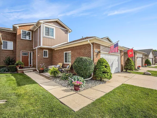 32922 Oakwood Dr, Chesterfield, MI 48047