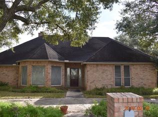 3301 Valhalla Dr, Bay City, TX 77414