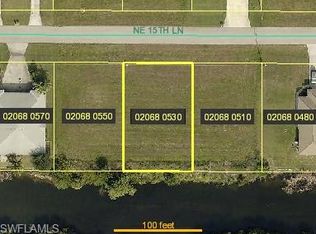 914 NE 15th Ln, Cape Coral, FL 33909
