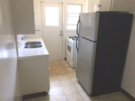 1st image of 154 W Hillcrest Blvd APT 5
