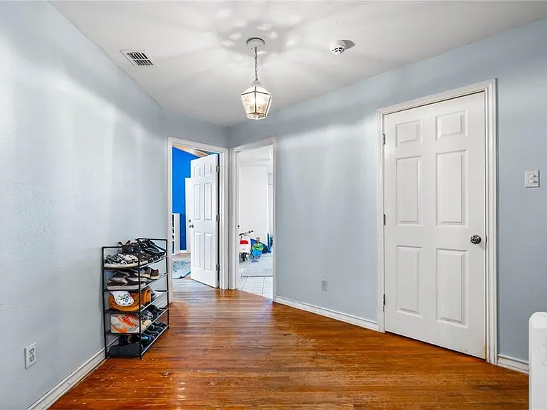 626 Caddo St — Photo 12