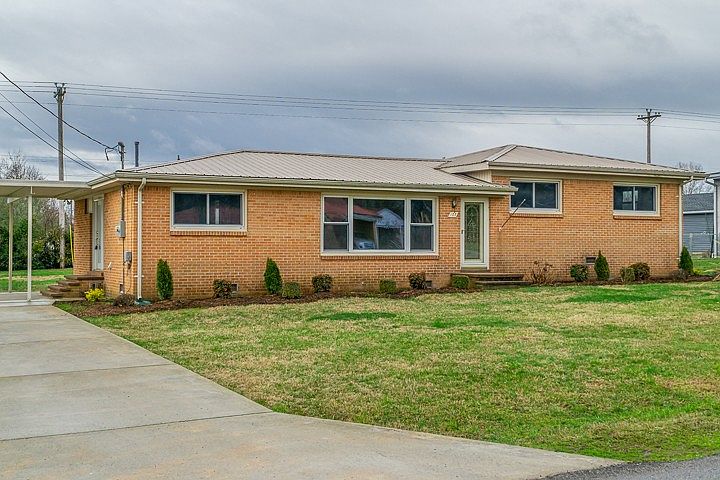 1st image of 107 N Hills Dr
