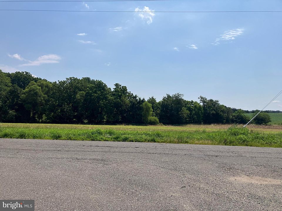 2nd image of 8061 Kettle Run Ct
