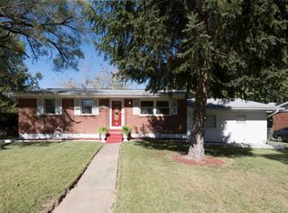 1395 Reale Ave, Saint Louis, MO 63138